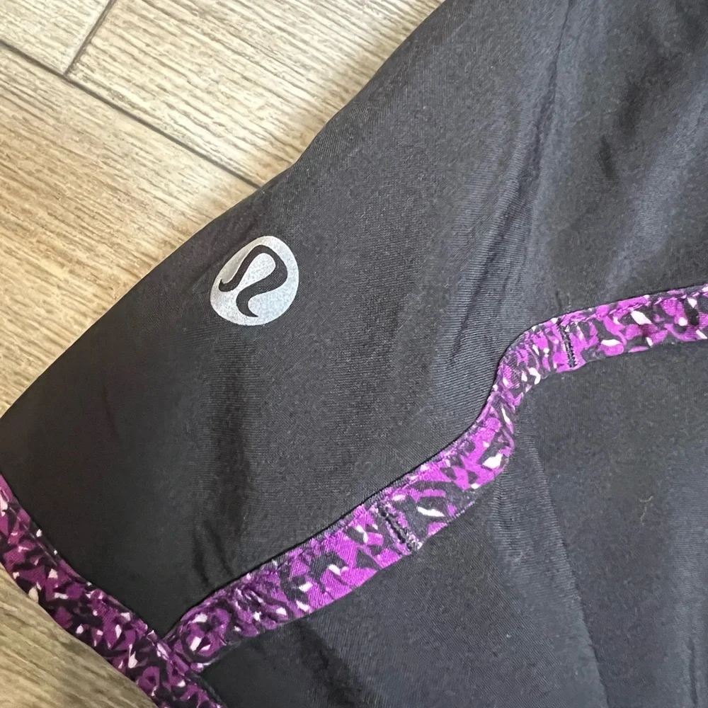 Lululemon‎ Speed Shorts Purple Black Low Rise Running Athletic Gym Shorts Size 6